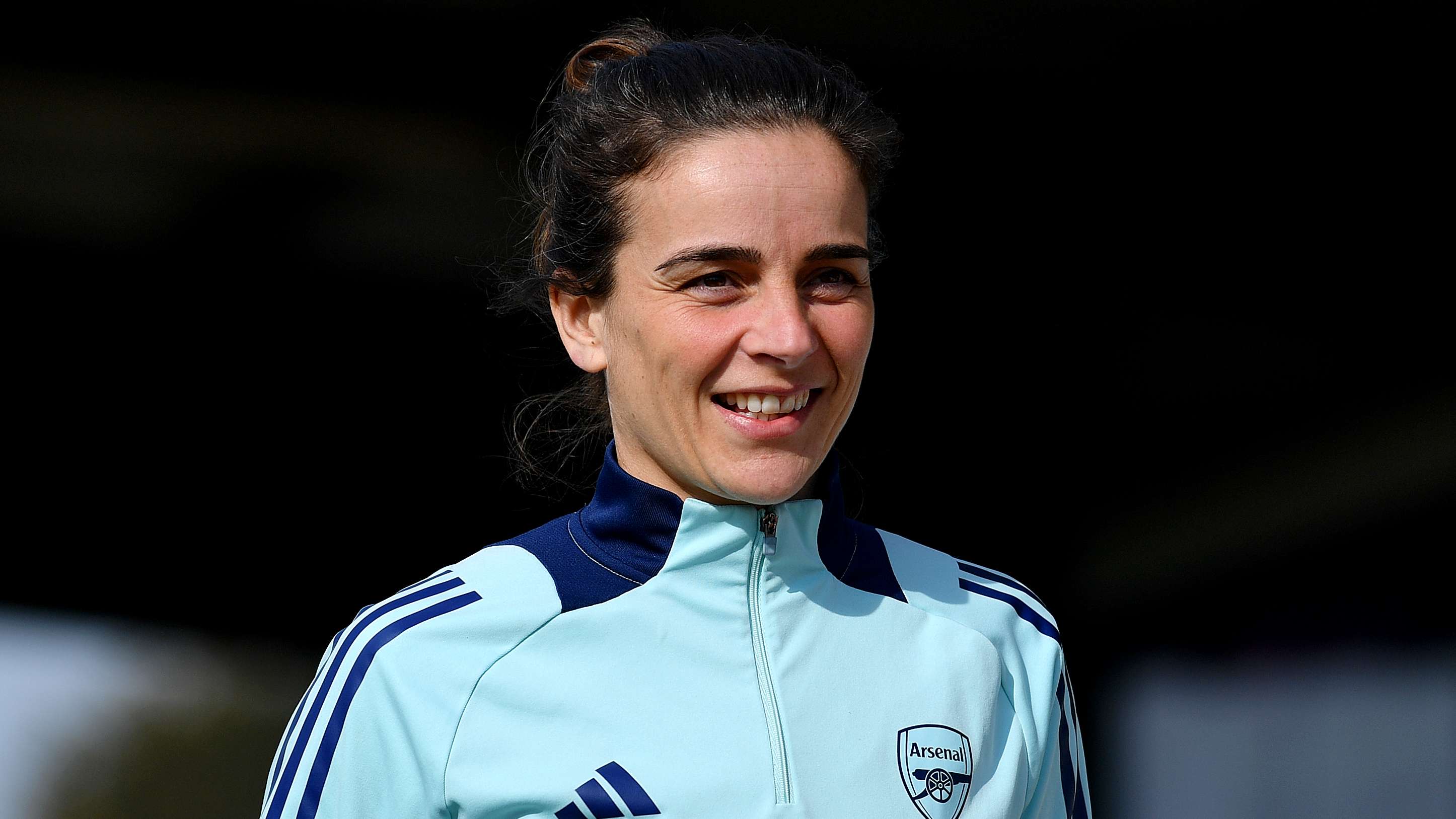 战术上更加 战术上更加